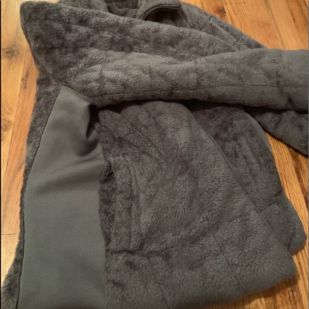 Cozy jacket - Picture 2 of 3